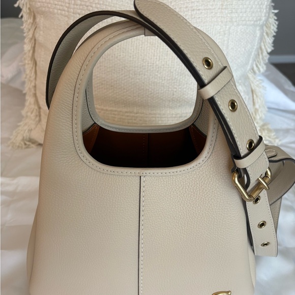 Coach Lana 23 Shoulder Bag - Picture 12 of 13